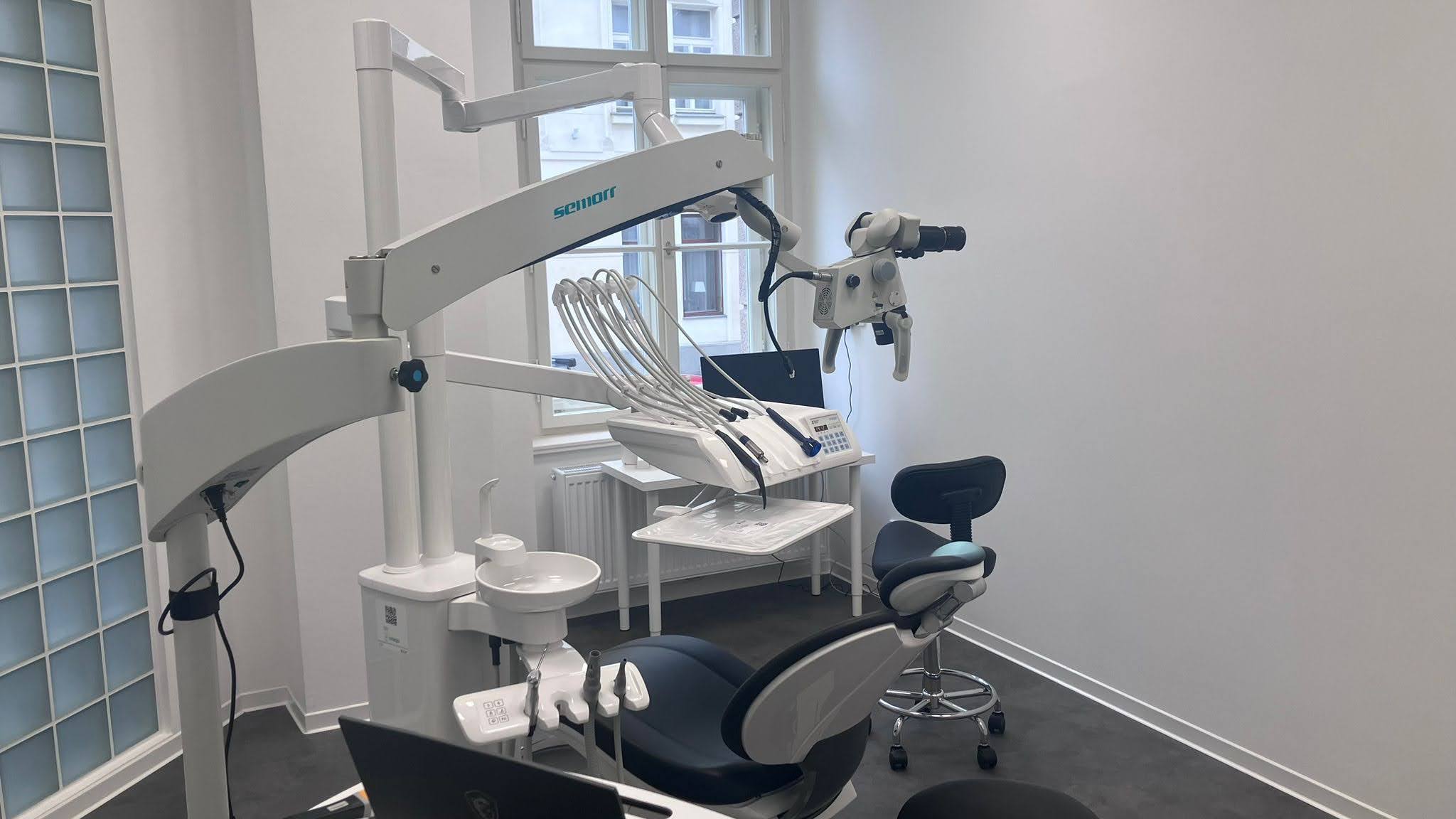 Prodej luxusní zubní kliniky – Praha 1