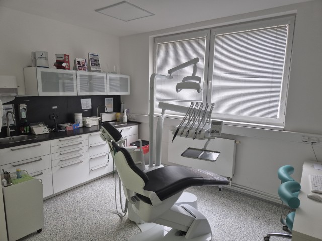 Prodej zubní kliniky – Praha 11